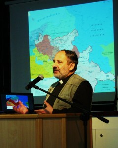 Tematem wiodącym wykładu ks. Tadeusza Isakowicza Zaleskiego była historia oraz obecne relacje polsko - ukraińskie.