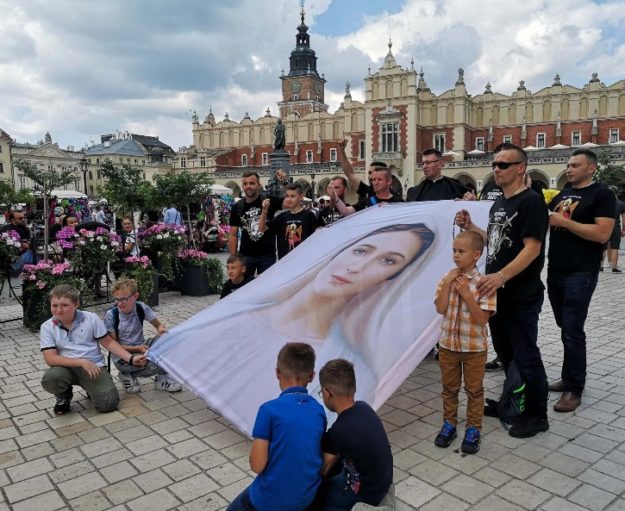 Screenshot_2020-07-05 XIV Męski Różaniec w Krakowie