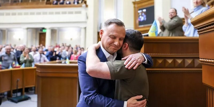 Duda w Kijowie Wolny świat ma twarz Ukrainy